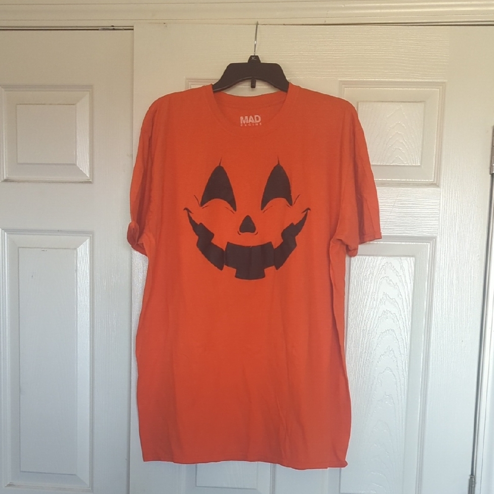 MAD Engine Orange Graphic Logo Tee